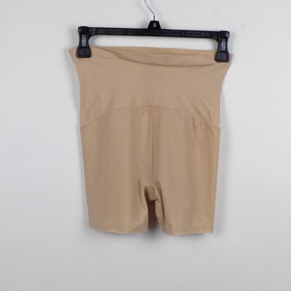 Spanx Mid-Thigh Shaping Shorts Size XL Nude Pull On Wide Waistband New - Picture 1 of 4